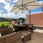 Atlantico Apartamento *